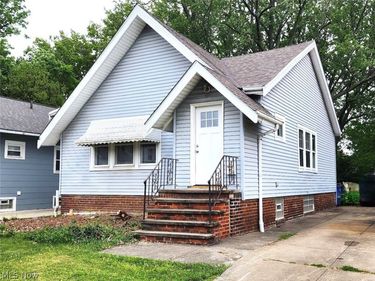 19381 Pasnow Avenue, Euclid, OH 44119