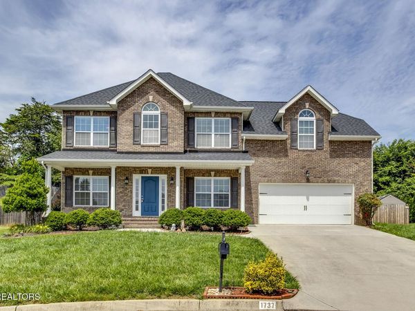 1737 Golden Nugget Lane, Knoxville, TN 37932