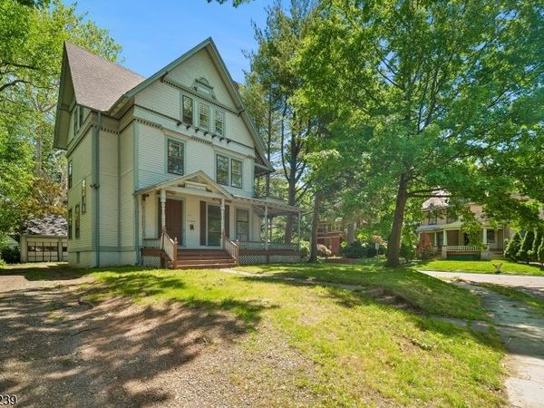 113 Park Pl, North Plainfield, NJ 07060