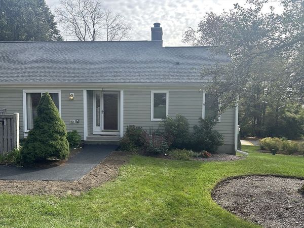 11 Drummer Boy Way, Unit 11, Lexington, MA 02420