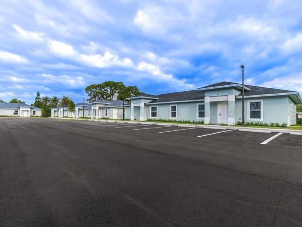 3901 Gulfstream Road, Unit 2 B, Lake Worth Beach, FL 33461