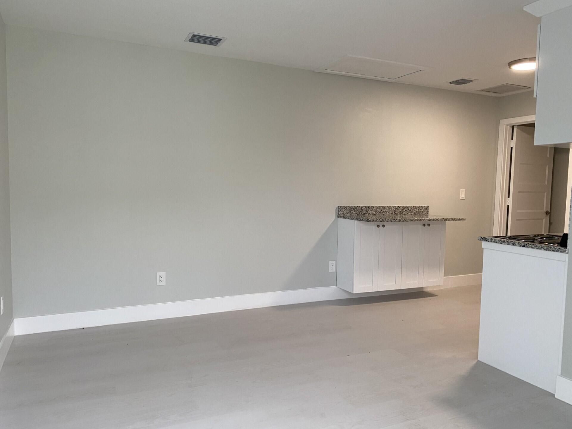 3901 Gulfstream Road, Unit 2 B, Lake Worth Beach, FL 33461 Photo