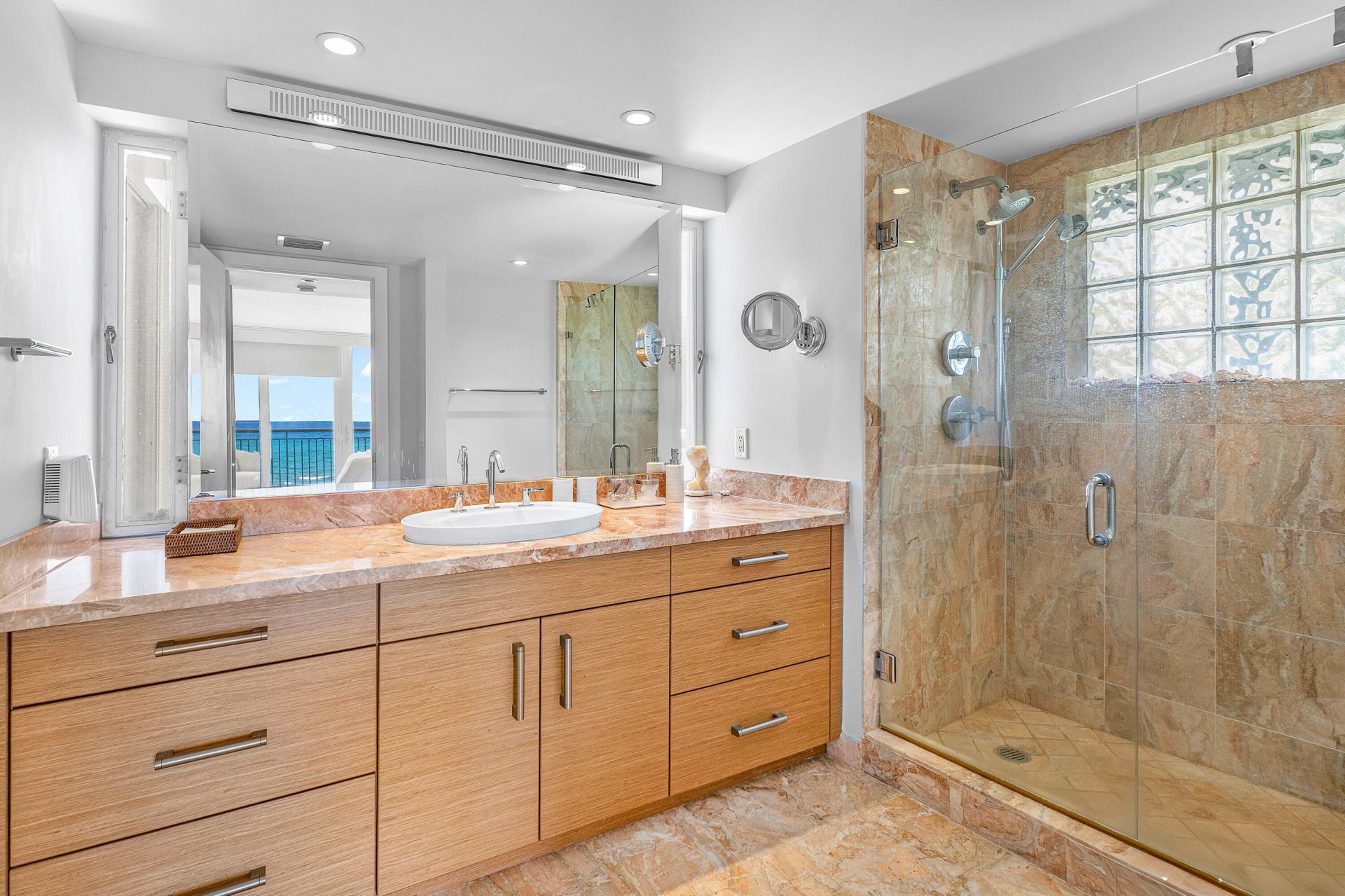 2780 S Ocean Boulevard, Unit 401, Palm Beach, FL 33480 Photo