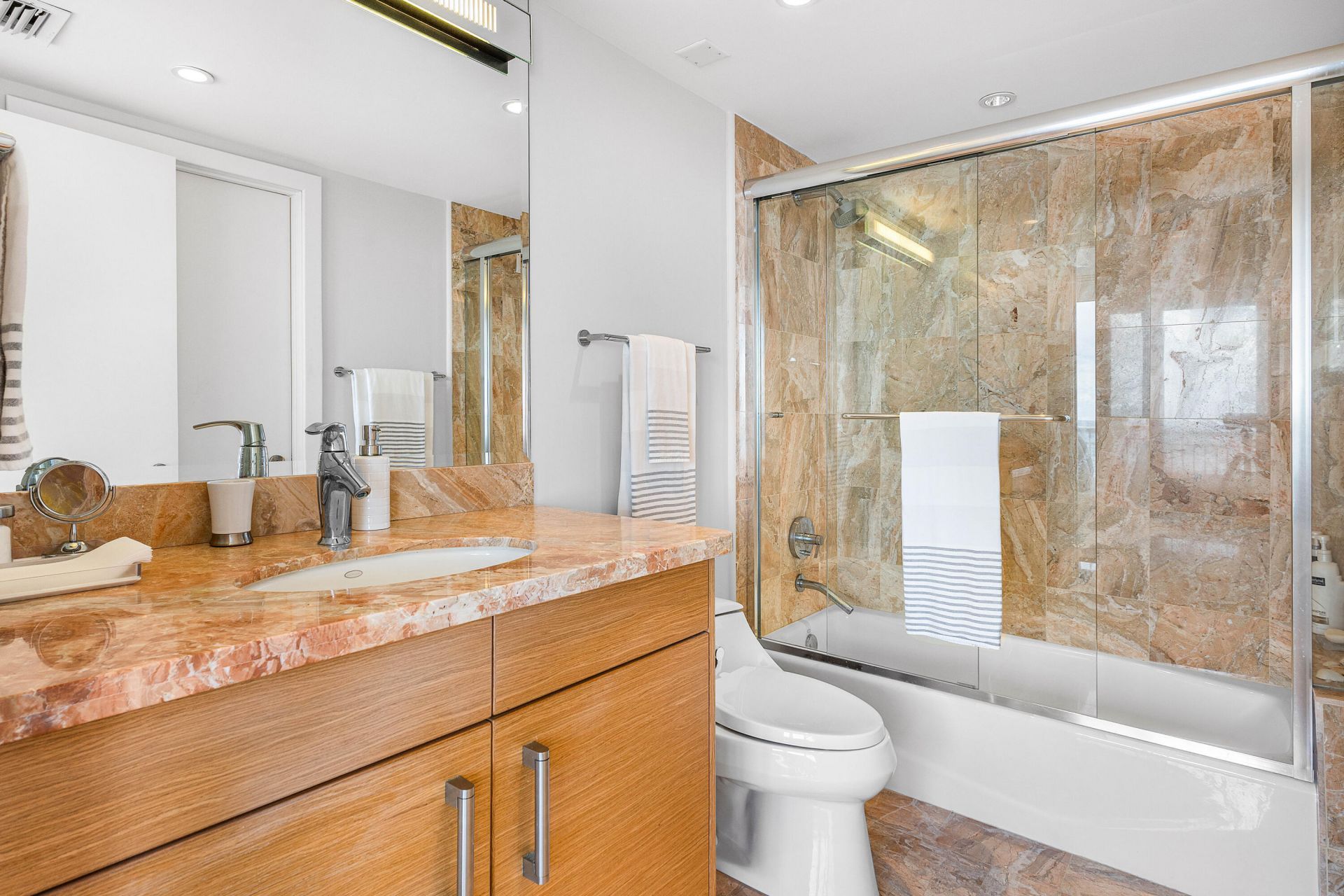 2780 S Ocean Boulevard, Unit 401, Palm Beach, FL 33480 Photo