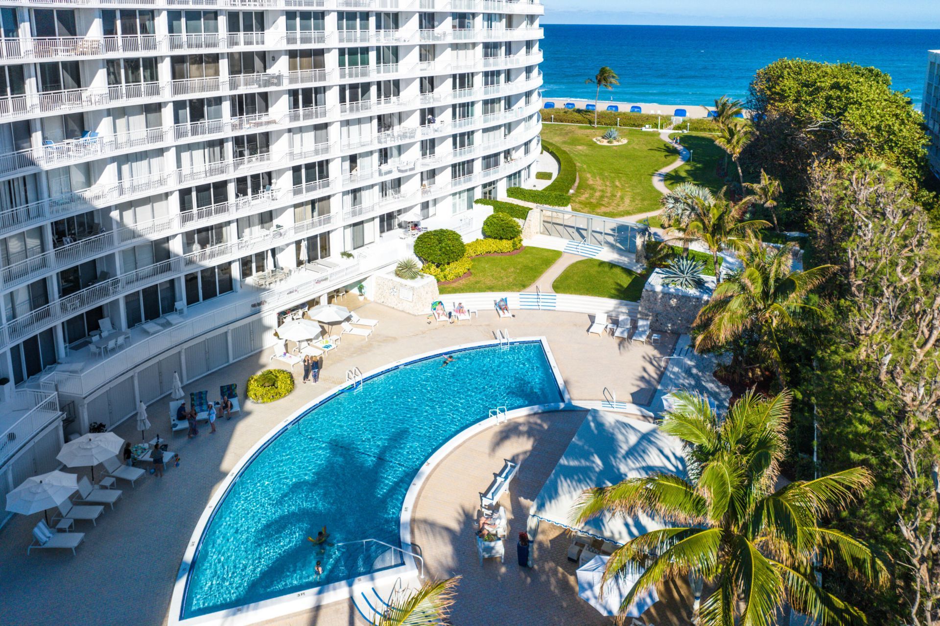 2780 S Ocean Boulevard, Unit 401, Palm Beach, FL 33480 Photo
