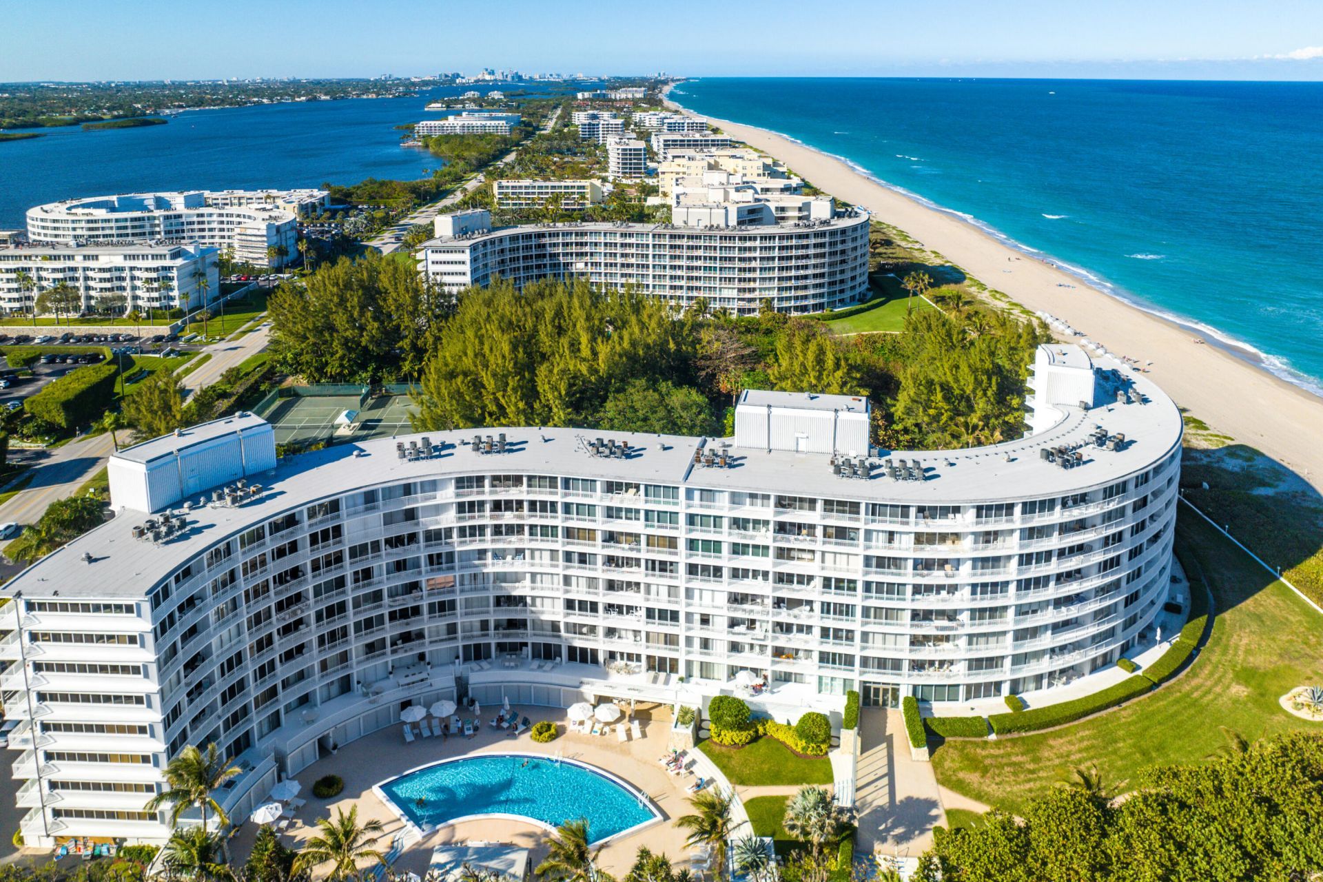 2780 S Ocean Boulevard, Unit 401, Palm Beach, FL 33480 Photo