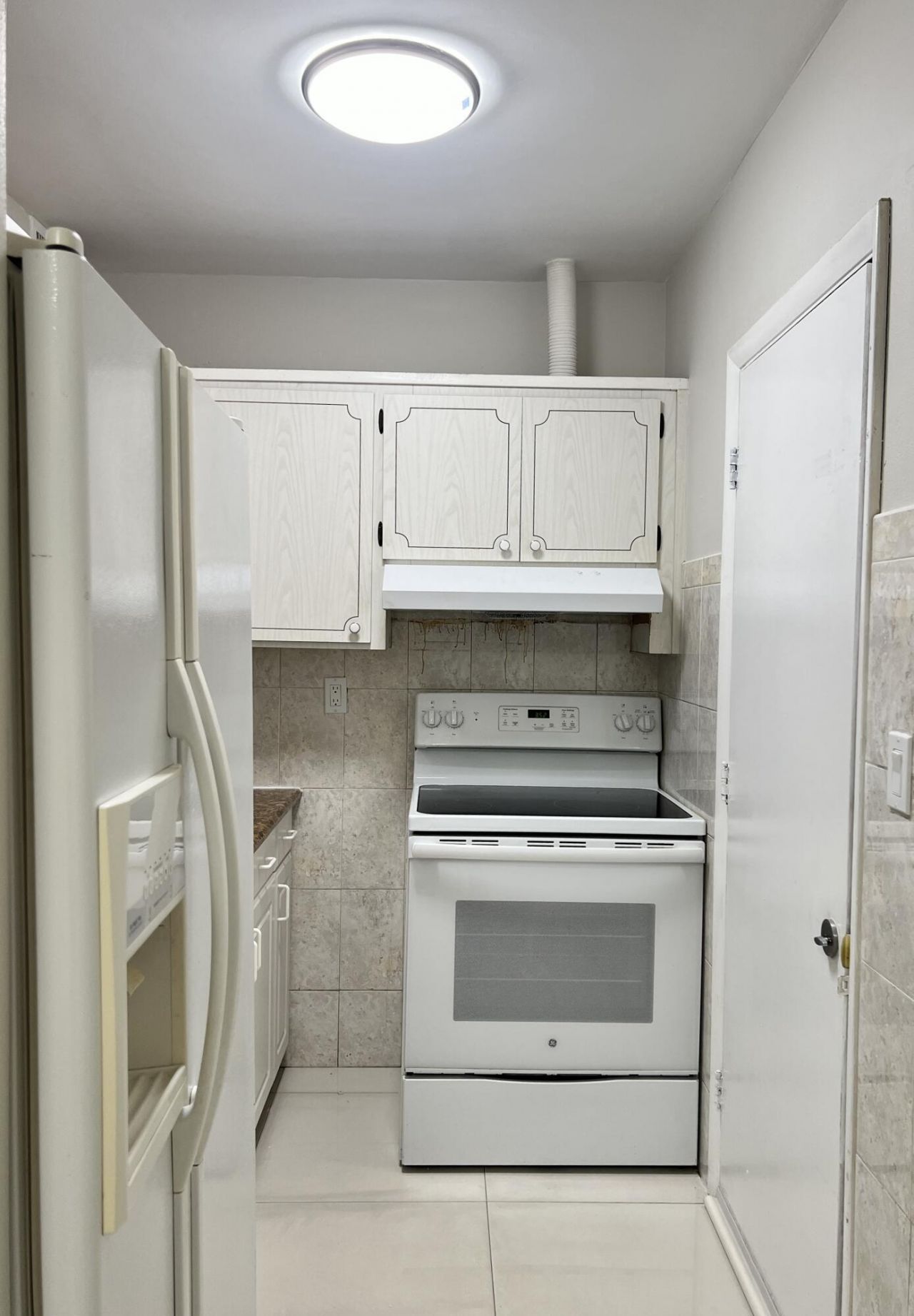 3550 NW 8th Avenue, Unit 404, Pompano Beach, FL 33064 Photo