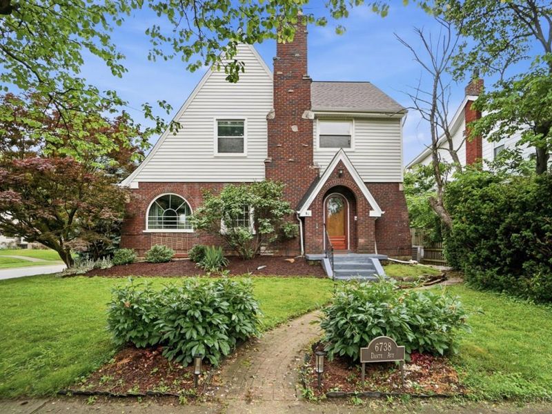 6738 Dante Avenue, Cincinnati, OH 45213 Photo 1