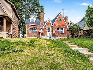 2015 Emerson Avenue, Dayton, OH 45406
