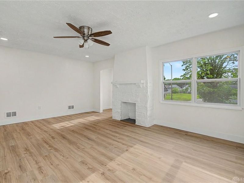 2015 Emerson Avenue, Dayton, OH 45406 Photo 9