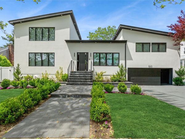 821 Longview Avenue , North Woodmere, NY 11581