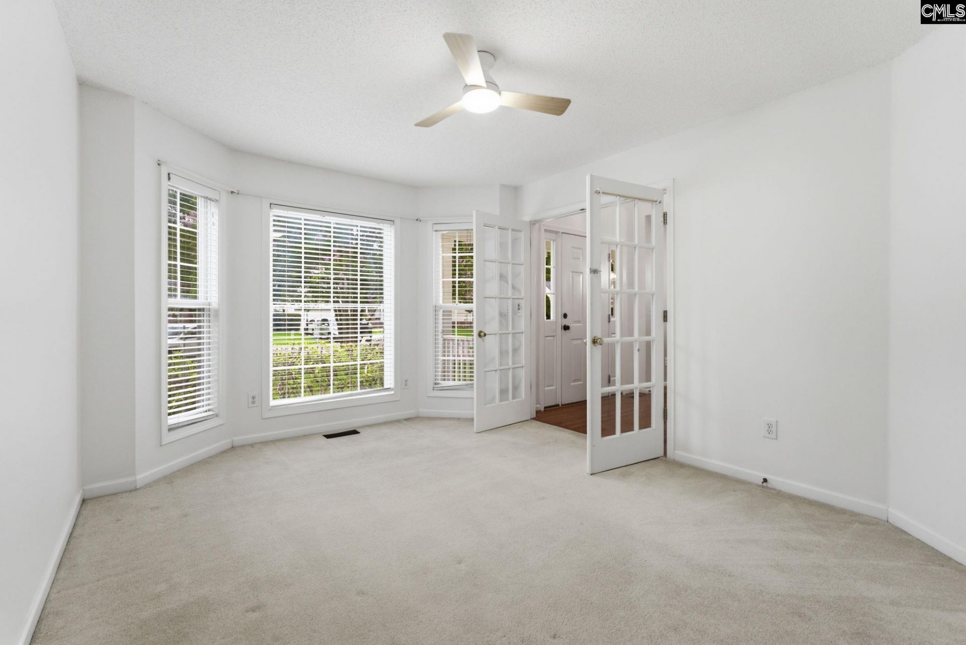 321 Delaine Woods Drive  Photo 11
