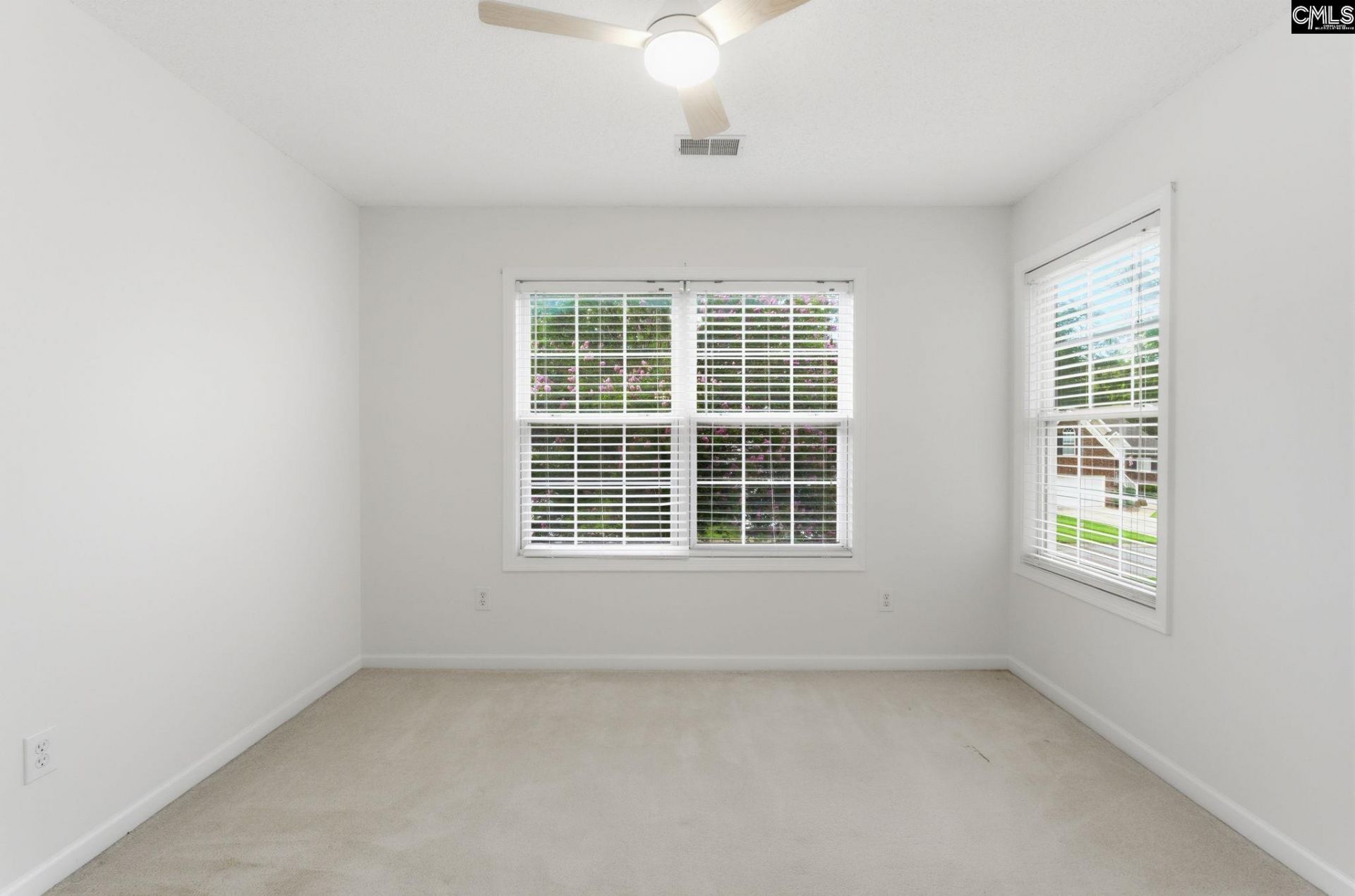 321 Delaine Woods Drive  Photo 31