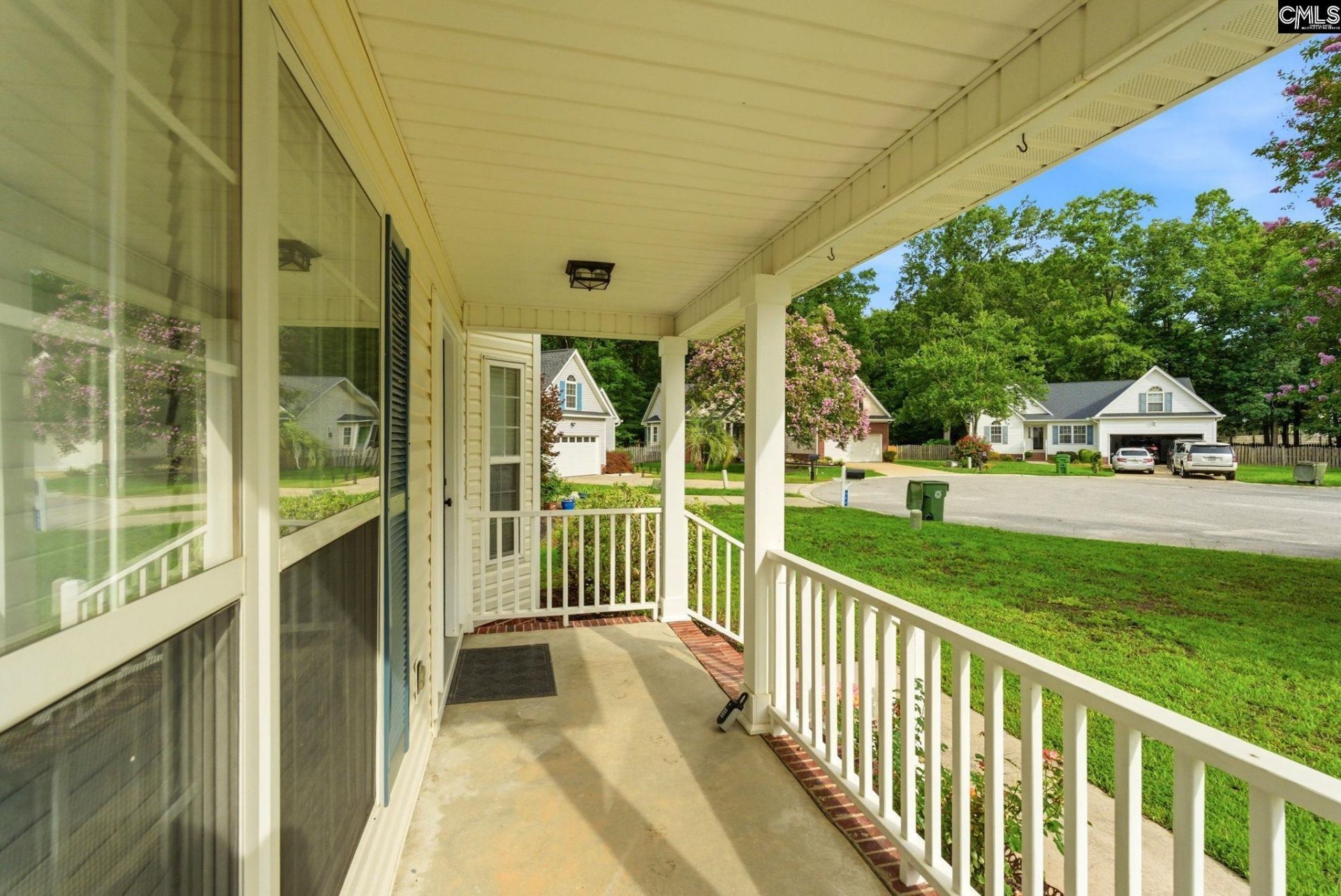 321 Delaine Woods Drive  Photo 7