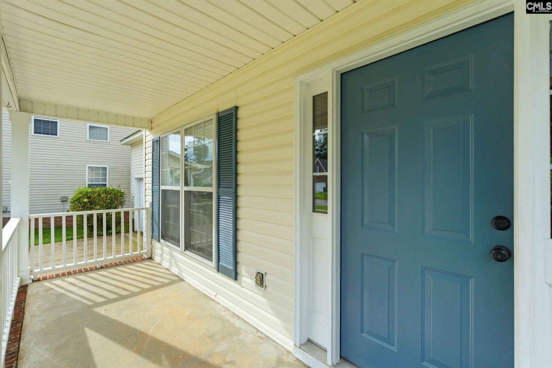321 Delaine Woods Drive  Photo 8