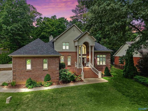 2734 Tammerack Lane SE, Huntsville, AL 35763