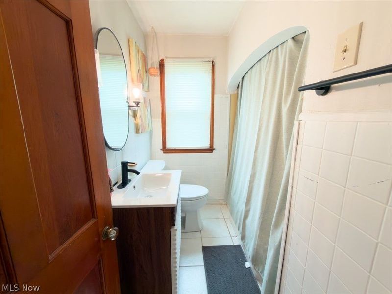 13606 Wainstead Avenue, Cleveland, OH 44111 Photo 11