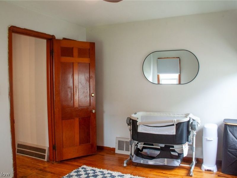 13606 Wainstead Avenue, Cleveland, OH 44111 Photo 13