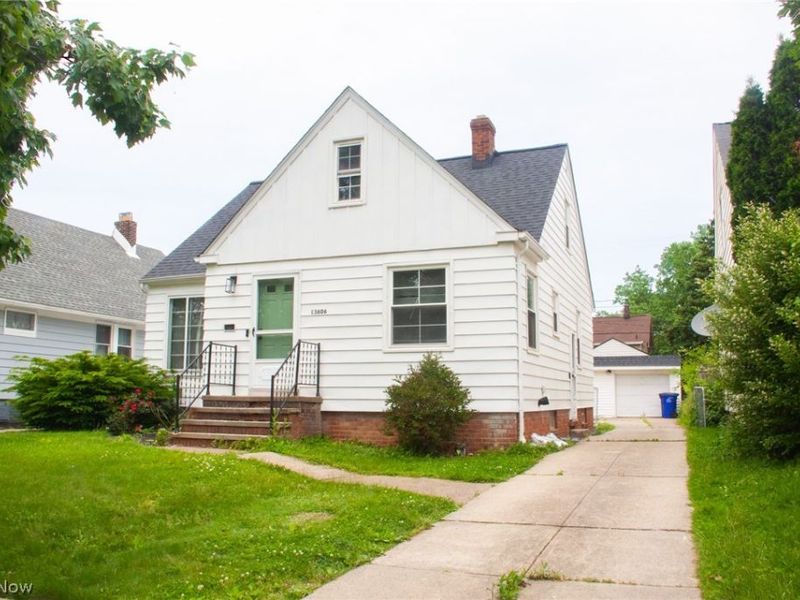 13606 Wainstead Avenue, Cleveland, OH 44111 Photo 2