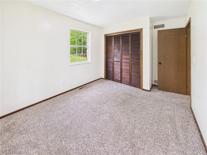 655 Ridgewood Boulevard, Belpre, OH 45714 Photo 20