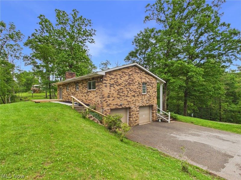 655 Ridgewood Boulevard, Belpre, OH 45714 Photo 6