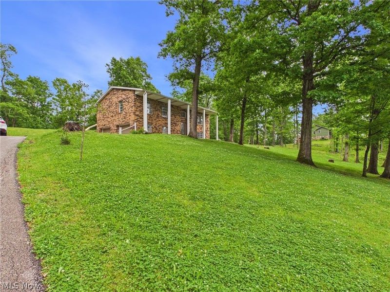 655 Ridgewood Boulevard, Belpre, OH 45714 Photo 8