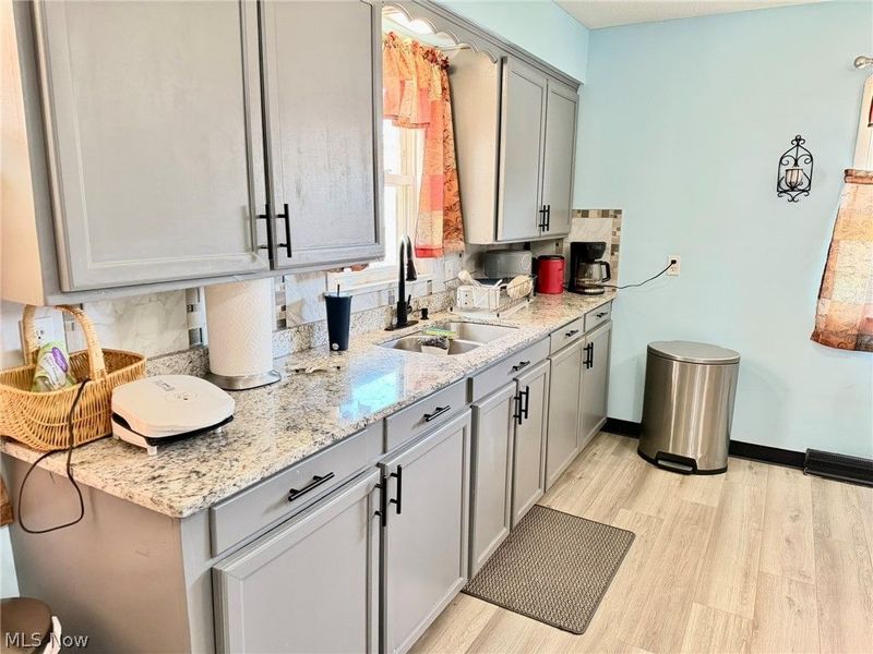 6706 Gilbert Avenue, Parma, OH 44129 Photo 5