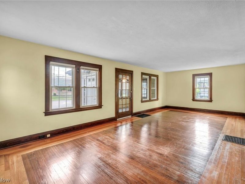 6504 Som Center Road, Solon, OH 44139 Photo 3