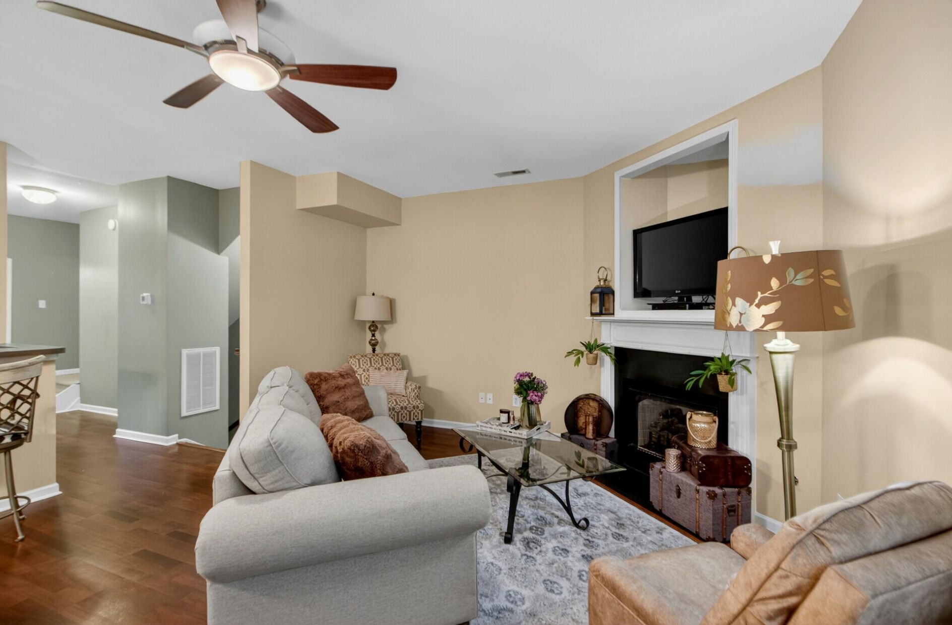 4033 Babbitt Street Photo 6
