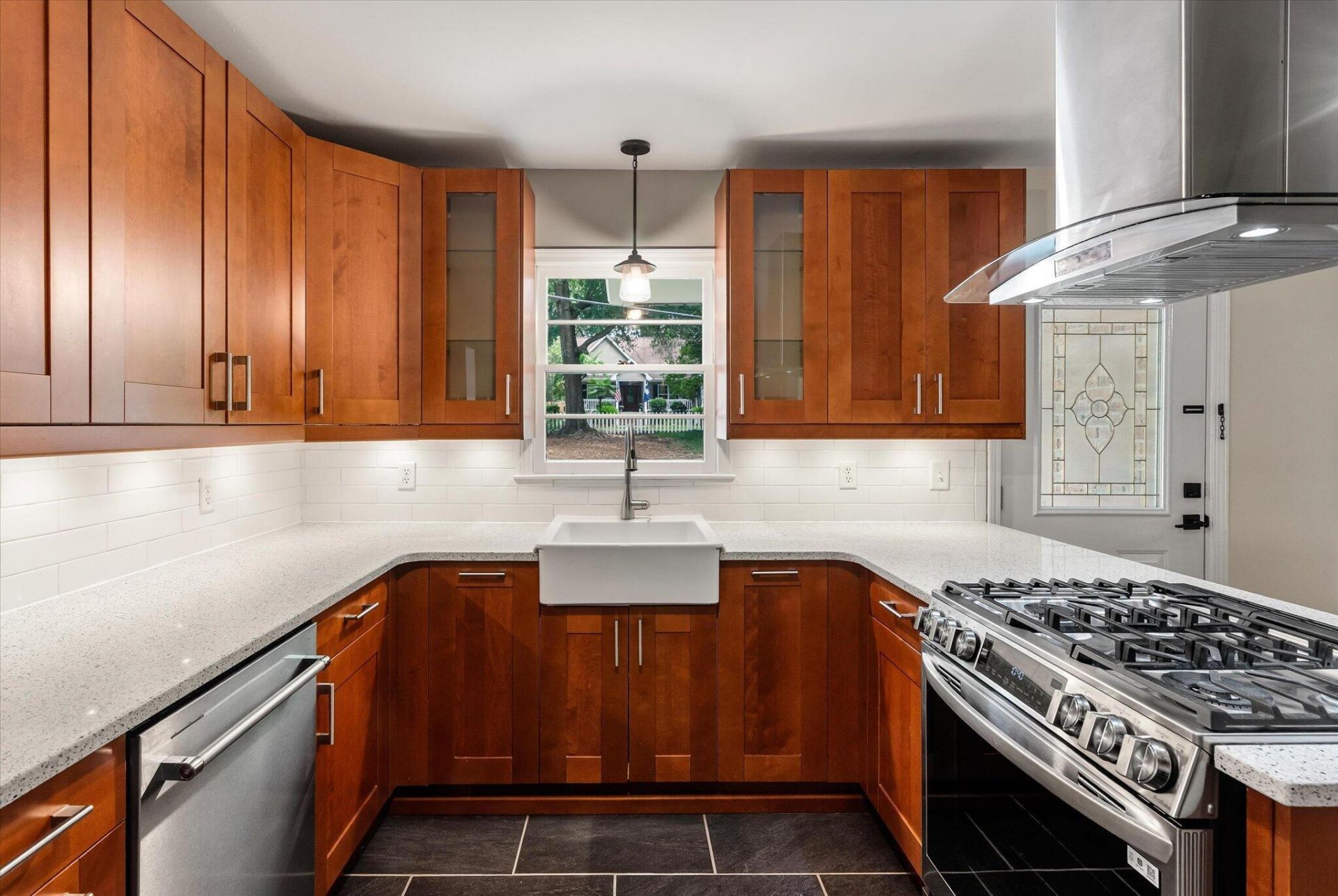 112 Live Oak Road Photo 13
