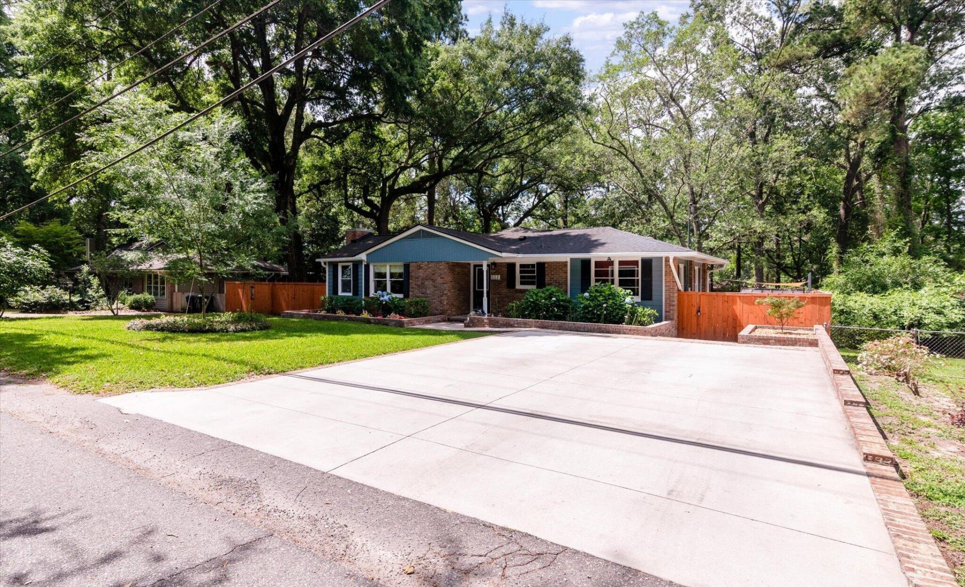 112 Live Oak Road Photo 5