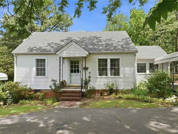 201 Sterling Street , Asheboro, NC 27203