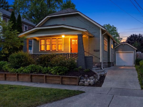 1950 Lafayette Avenue NE, Grand Rapids, MI 49505