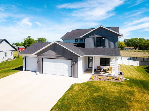 1713 Fox Glove STREET, Holmen, WI 54636