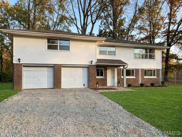 7942 Riverview Drive , Unincorporated, MO 63023