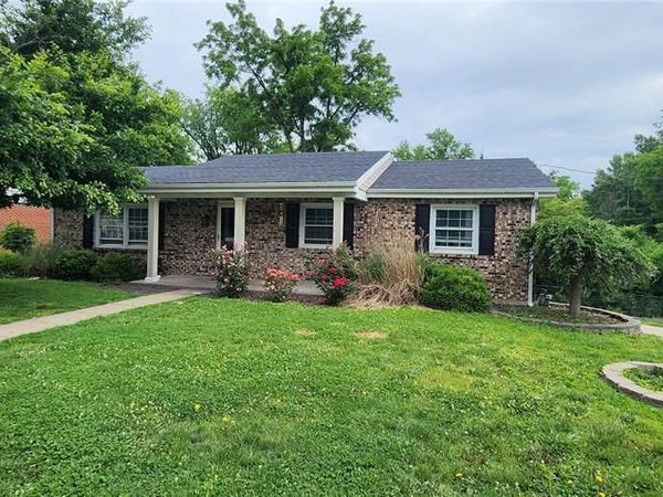 16 Gemini Drive, Hannibal, MO 63401