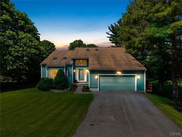 4243 Young Road, Syracuse, NY 13215