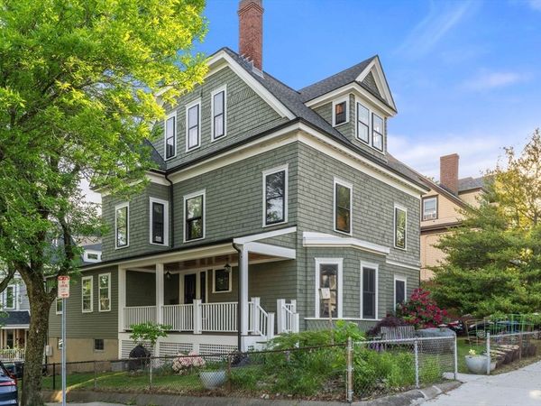 172 Summer St, Somerville, MA 02143