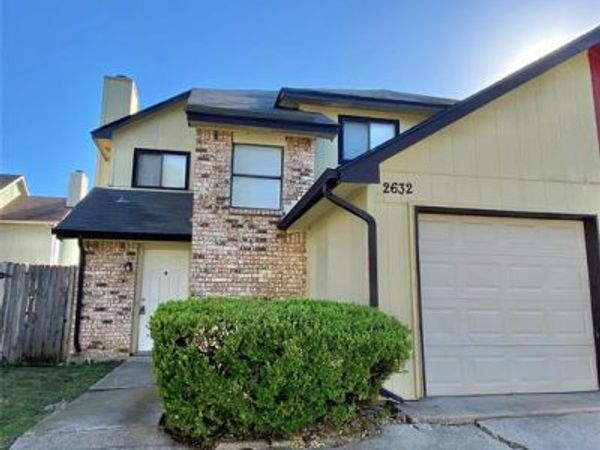 2632 Pinta Circle, Grand Prairie, TX 75052