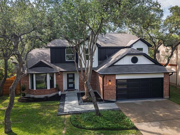9111 Hazelhurst DR, Austin, TX 78729