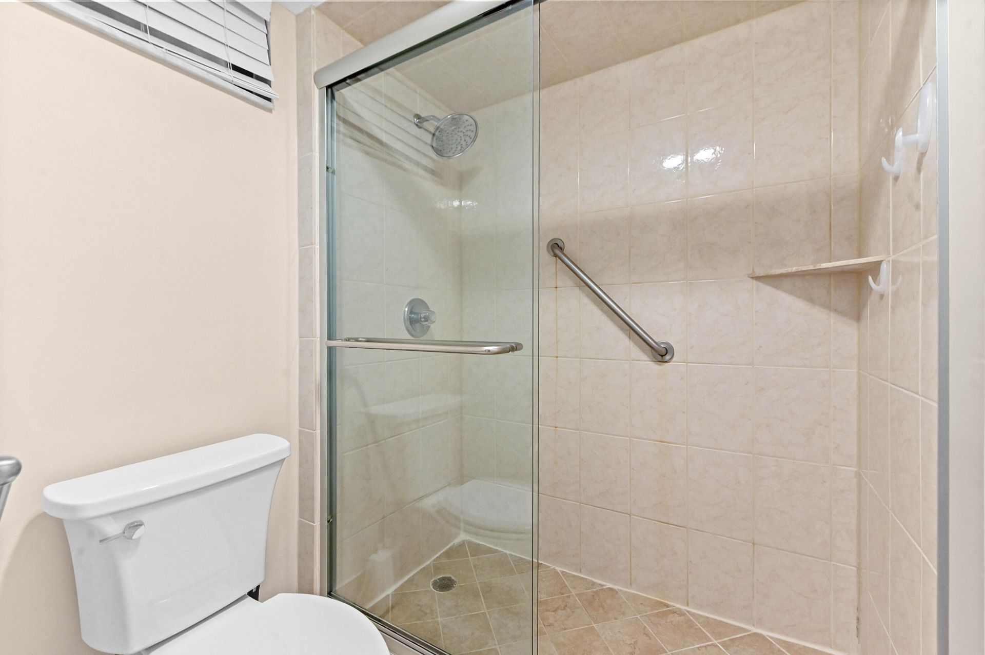 5250 Woodland Lakes Drive, Unit 327, Palm Beach Gardens, FL 33418 Photo