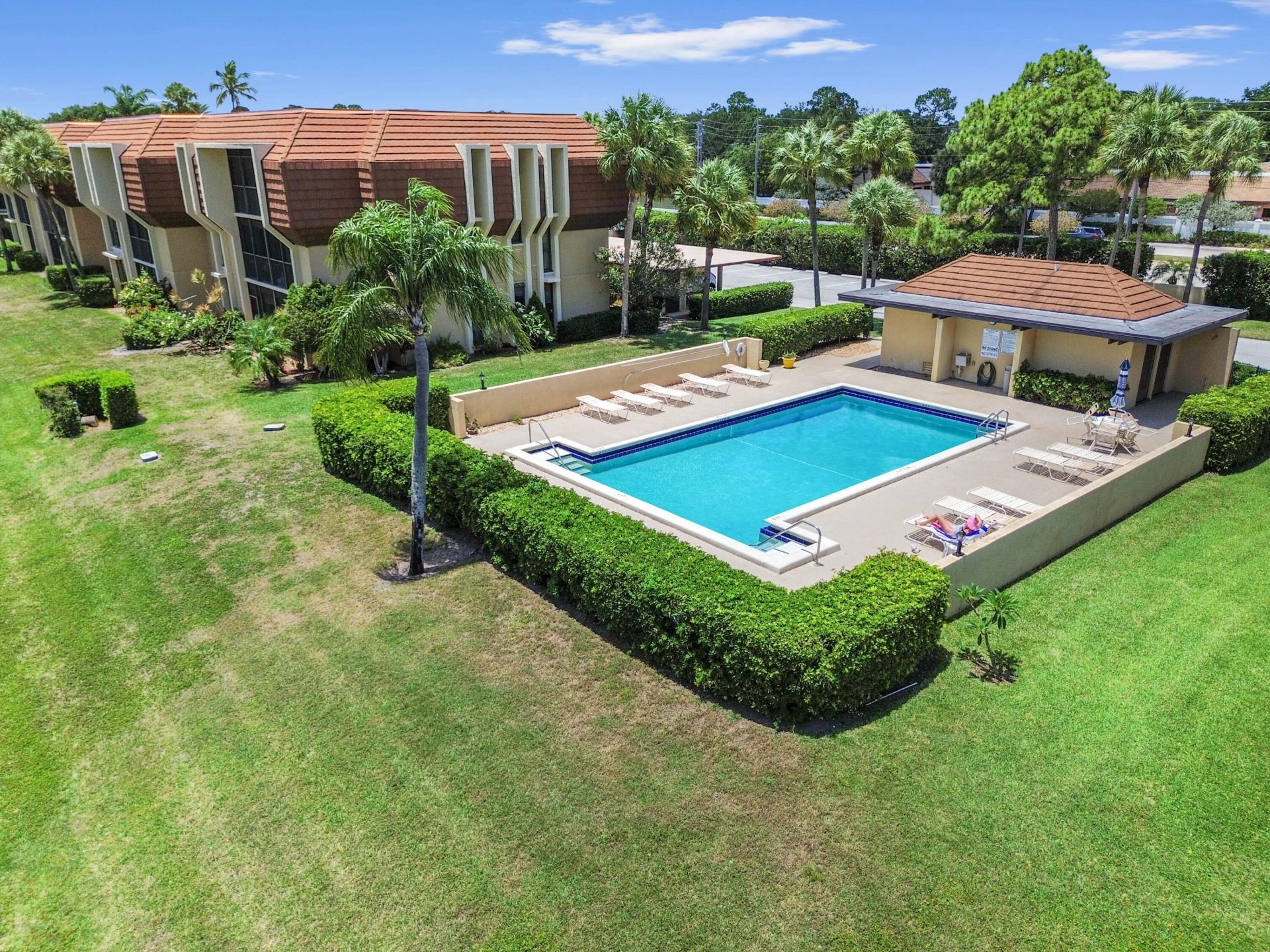 5250 Woodland Lakes Drive, Unit 327, Palm Beach Gardens, FL 33418 Photo