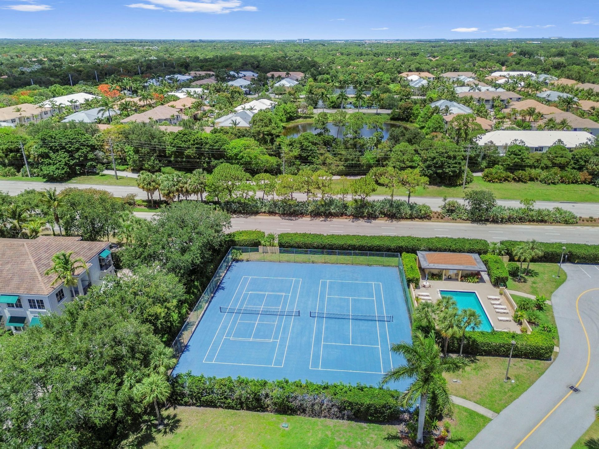 5250 Woodland Lakes Drive, Unit 327, Palm Beach Gardens, FL 33418 Photo