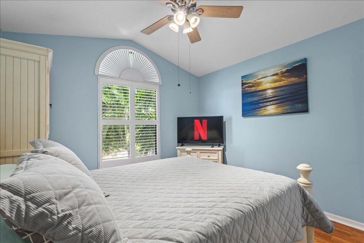 2250 SE Country Club Lane, Stuart, FL 34996 Photo