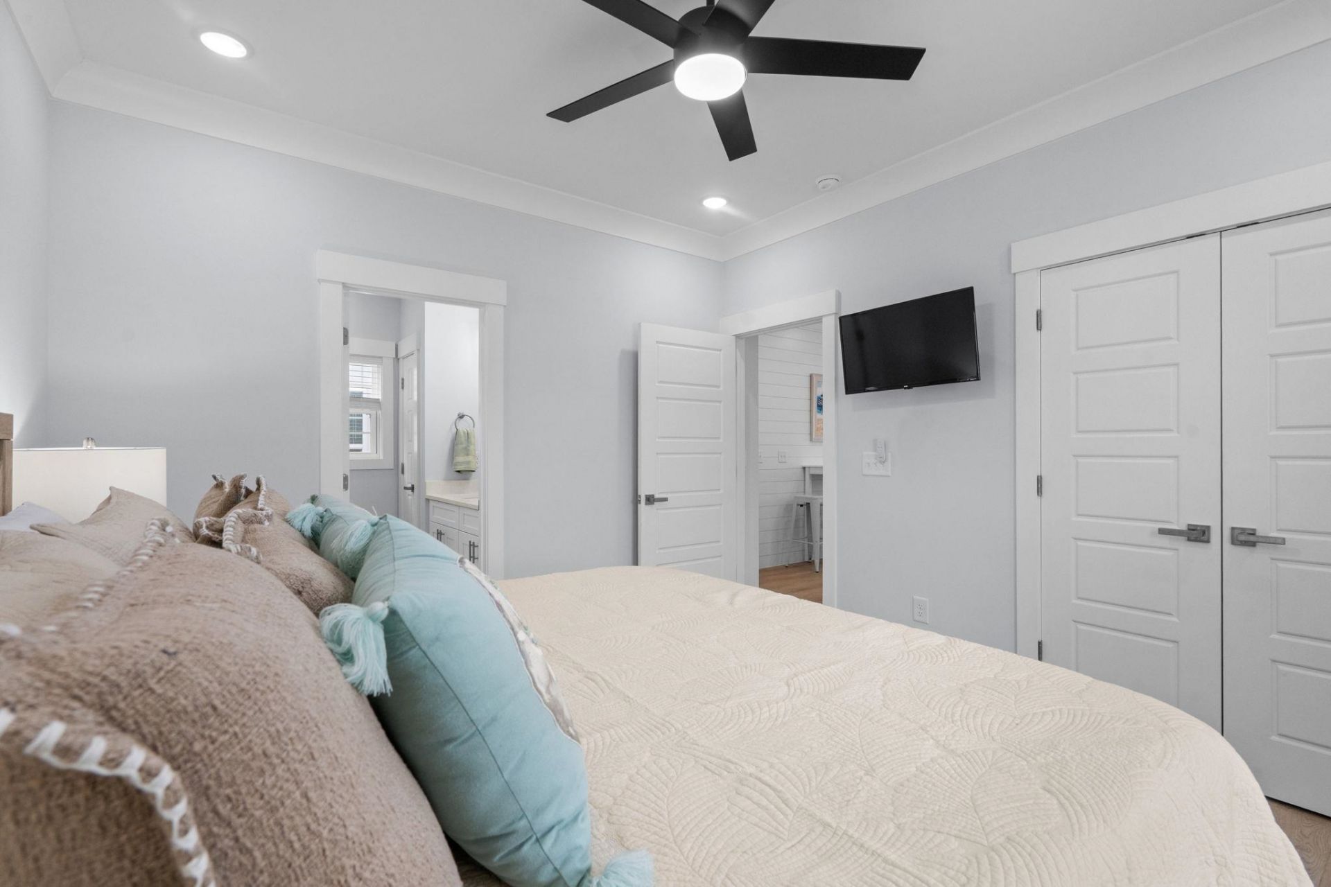 2315 Seaseeker Ln. Photo 29