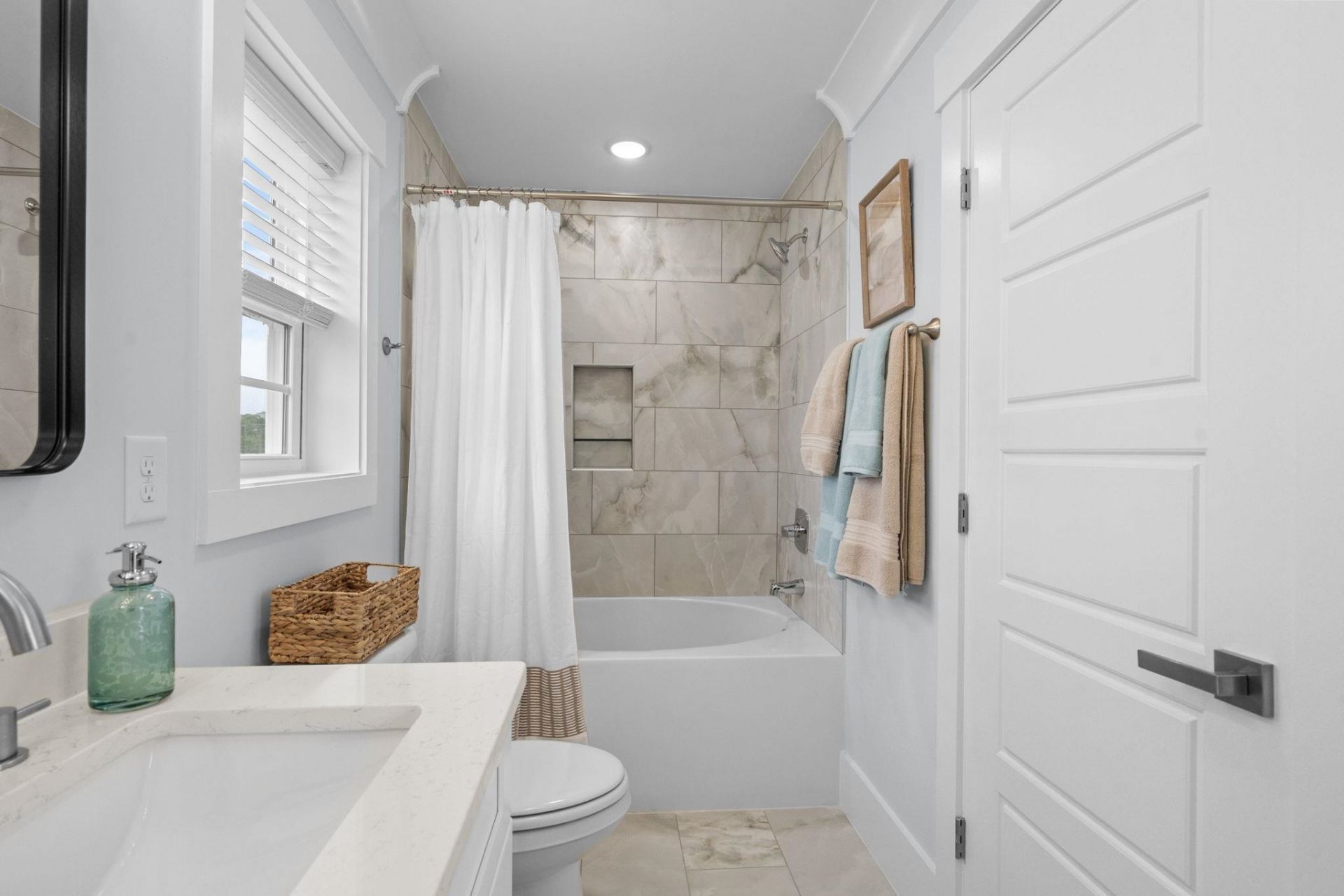 2315 Seaseeker Ln. Photo 31