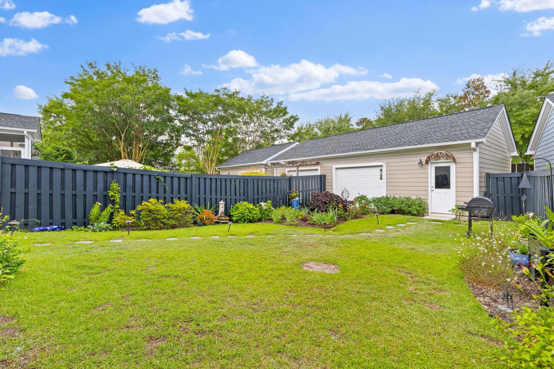1854 Pierce Street Photo 39