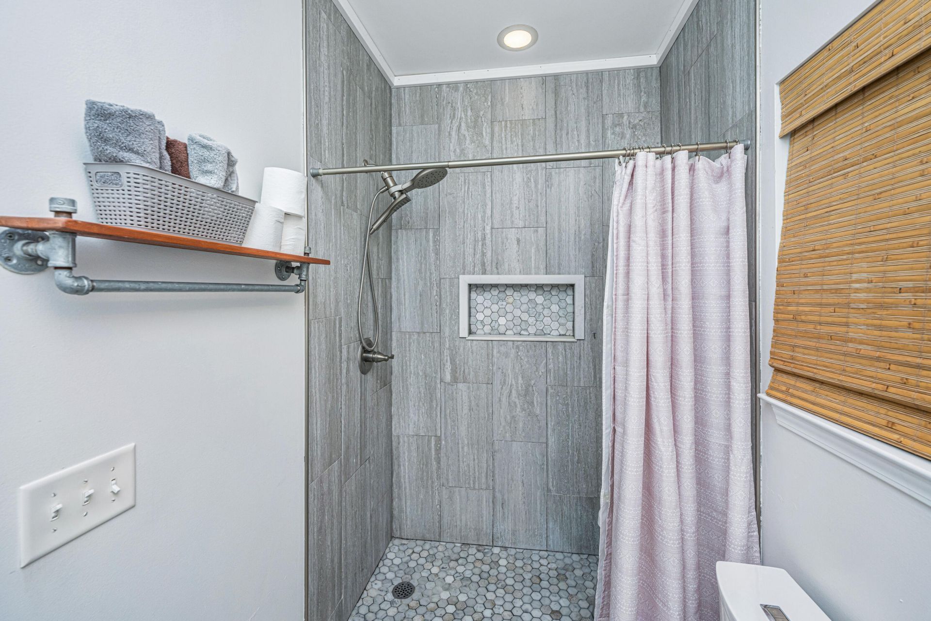12 Tovey Road Photo 27