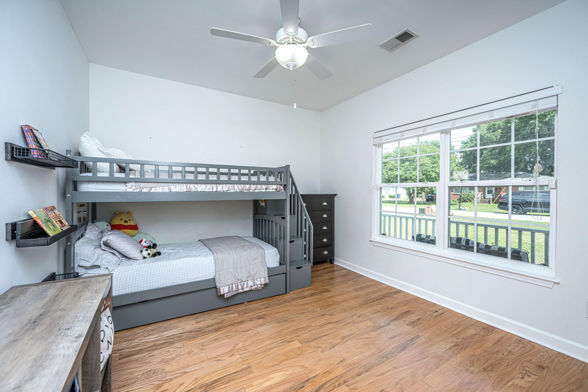 12 Tovey Road Photo 32