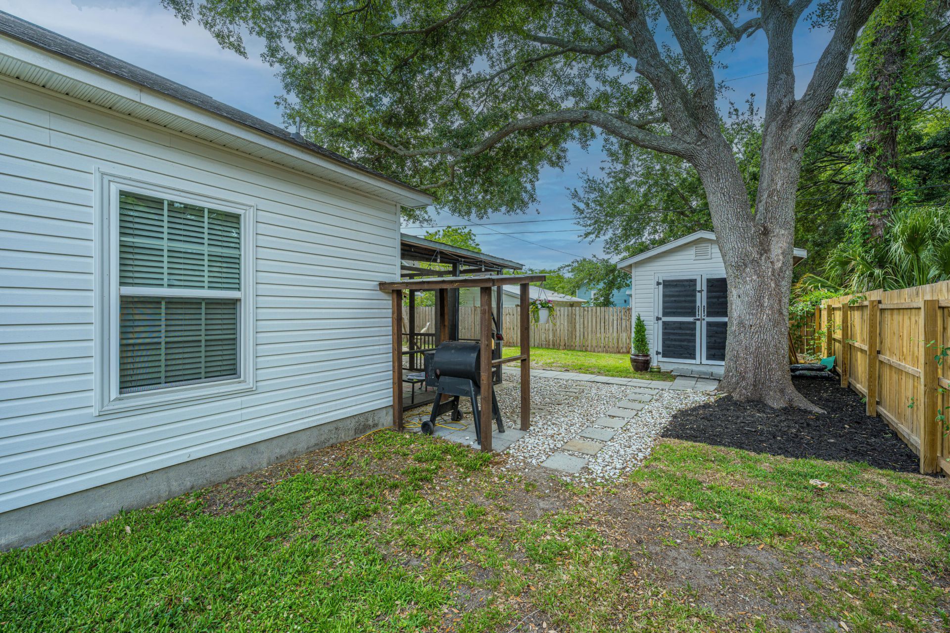 12 Tovey Road Photo 42